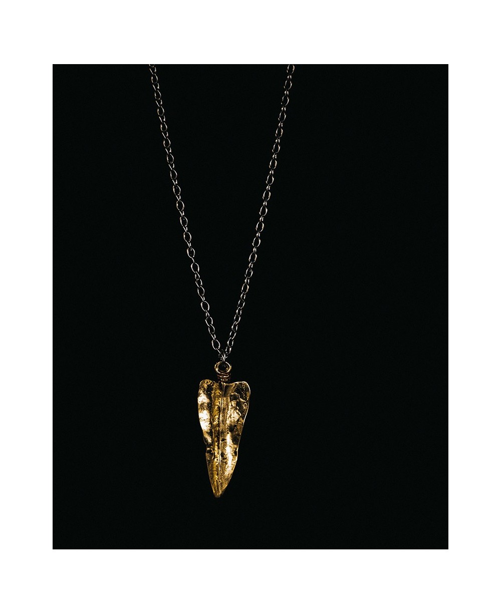 GOLD SPEARHEAD COLLAR GOLD SPEARHEAD COLLAR